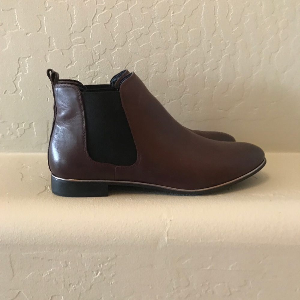 Sam Edelman booties like new!